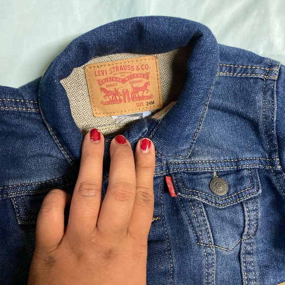 [NWOT] LEVIS | Trucker denim jacket for kids! - Picture 5 of 7